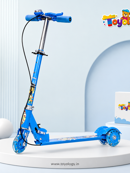 3 WHEEL SCOOTER  BLUE